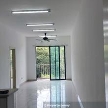 Nice unit in Sungai long and keep well unit 