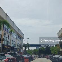 Corner Limited, Jalan Balakong