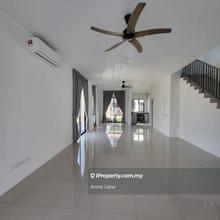 Corner unit partly furnished, Setia Eco Glades