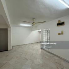 2.5 Storey House For Sale