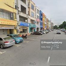 Puchong Utama Ground Floor Shop For Rent