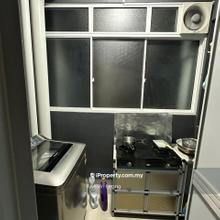 The Hamilton For Sell, Mid Flr, 3r2b2cp, P/F, Nr LRT, Well Keep   