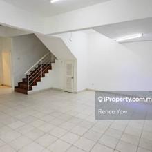 Zone L 2.5 Storey House For Rent