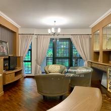 Cosy two-bedder situated on a low floor with garden view for sale