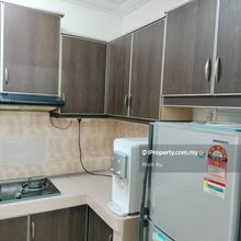 Puchong , Taman wawasan puchong  , saraka apartment  Fully furnish 
