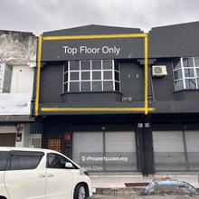 Top Floor shop office for rent 