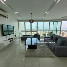 Nicely Renovated Gurney Paragon 2800sf Move In Condition 2 Car Park