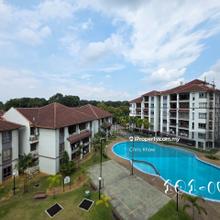 Lakes Condo Kota Kemuning