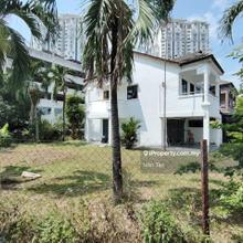 Double-Storey Corner House for Sale at Taman Sri Subang,Bandar Sunway