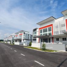 Sepang Corner 3 Storey Semi Detached Factory For Rent