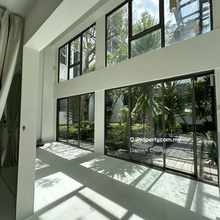 Beautiful Garden Office For Rent