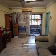 Vantage Point Apartment Desa Petaling Corner For Sale