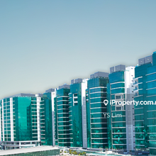 En-bloc office tower in UOA Business Park for sale