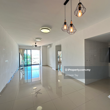 3 bedroom 2 bathroom, partly furnish unit