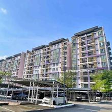 Freehold Green Suria Apartment - Seri Kembangan, Selangor