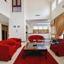 2 Storey Bungalow,Good Deal Unit,Freehold,Tight Security,Nice Maintain