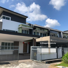 2.5 Storey Extra Large Superb Terrace Corner House For Sale at Stephen