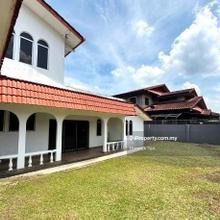 1.5 storey storey Bungalow, 7059sf, Big Land, Freehold, Below Market