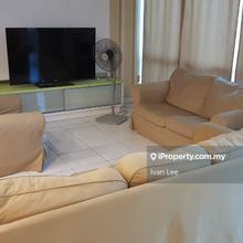 Duplex Unit! Move-in condition! 