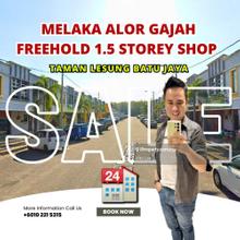 Vito Alor Gajah Taman Lesung Batu Jaya Freehold Shop