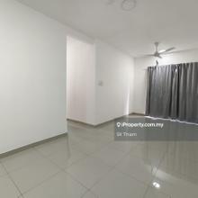 Brand New Selling Below Cost Amverton Green Condo  Corner Unit