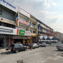 Batu Tiga Limited Unit For Sale ! Fully Tenanted, High Return