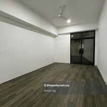 Hurry Up O2 residensi new unit For Rent with 3 carpark 