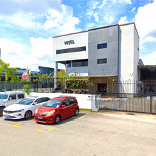 Detached factory for rent and Sale