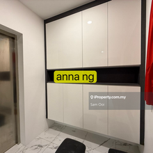 Quaywest residence fully furnished move in condition with 2cp 