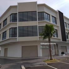 3 storey Corner shoplot, beside Oasis International school,access SKVE