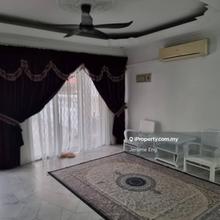 Near to Queensbay and Preferred family with light cooking or corporate