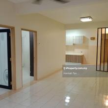 Low floor unit for rent!