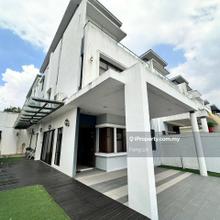Three Storey Cluster -Fully Furnished Renovated Unit 