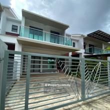 5 aircond , lighting n fan ,water heater,10 min to lotus cheng melaka 