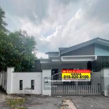 Beautiful & move in ready! double storey corner house 