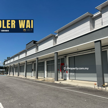 Single storey link factory @ Lunas