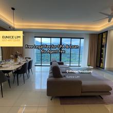 5 mins from Airport // Spacious unit for family stay