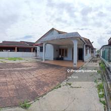 View Padang Banglo Taman Long Jaafar, Taiping Perak
