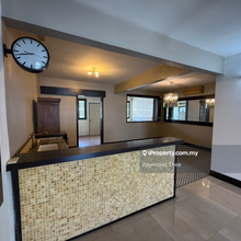 Beautiful 2.5 Storey Terrace House