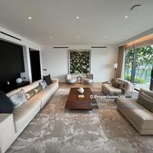 Luxury Condo With Prime Area