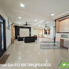 Semi-D house for Rent