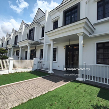 Grassten Eco Botanic @ Tesla Charger @ 2.5 Storey Terrace House