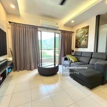 Palm Palladium - Fully Renovated- 1154sf - 2 Car Parks -Minden Heights
