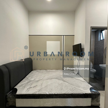 D7 Ensuite Room Private Bathroom