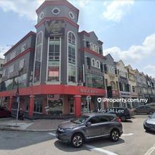 6600 sf Corner Dataran Sunway Ground & 1st Floor Shop Office with Lift