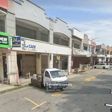 Near lapangan terbang antarabangsa, Gangsa