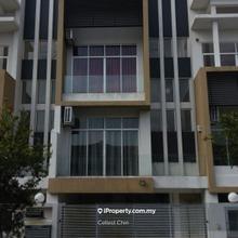Terrace house for Sale
