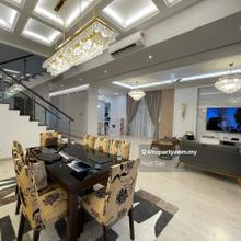 A very nicely done up bungalow with refreshing lake view for sale
