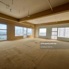 The Tube (Prima Avenue) Very nice view well maintain office near LRT