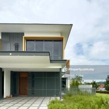 Bandar Enstek near Klia New 2 storey first house 100% loan last 6 unit